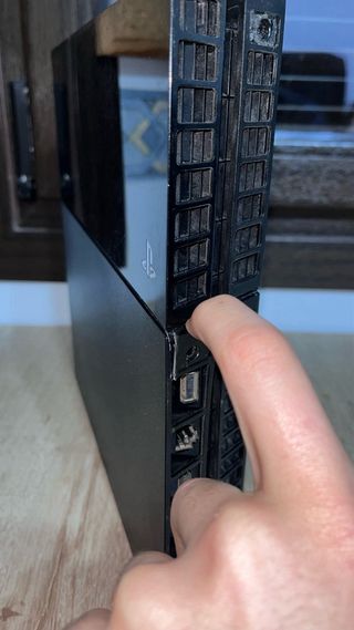 Consola PS4 Fat Negra