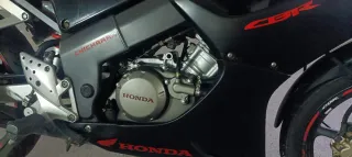 Honda CBR 125 Sportbike Manual