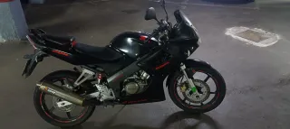 Honda CBR 125 Sportbike Manual