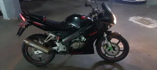 Honda CBR 125 Sportbike Manual