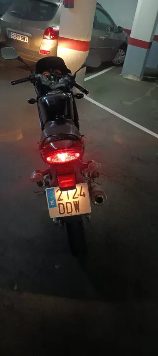 Honda CBR 125 Sportbike Manual