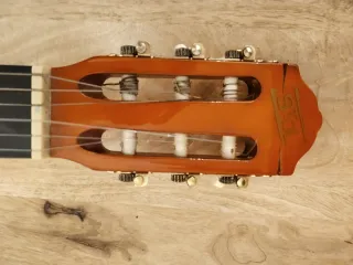 Guitarra Clásica Stol Amplificada