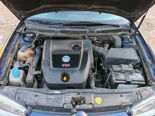 Volkswagen Golf 2000