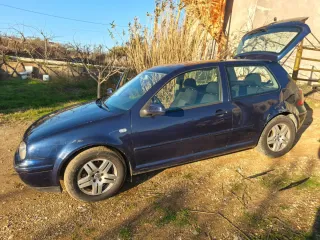 Volkswagen Golf 2000
