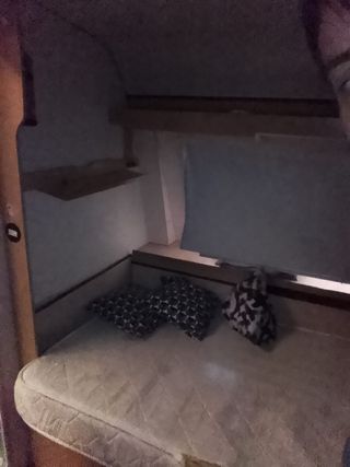 Caravana con cama doble y cama individual