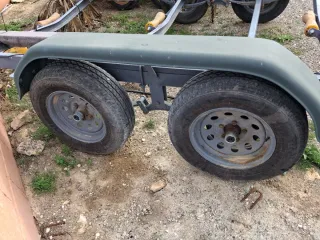 Remolque náutico para barco