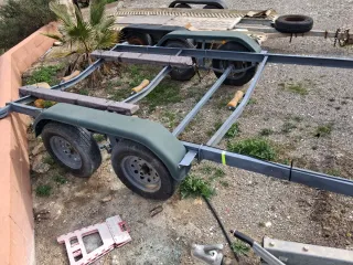 Remolque náutico para barco