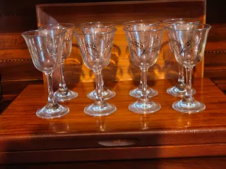 8 Calici Vintage anni 6o in Cristallo decoro oro