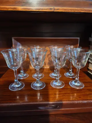 8 Calici Vintage anni 6o in Cristallo decoro  oro