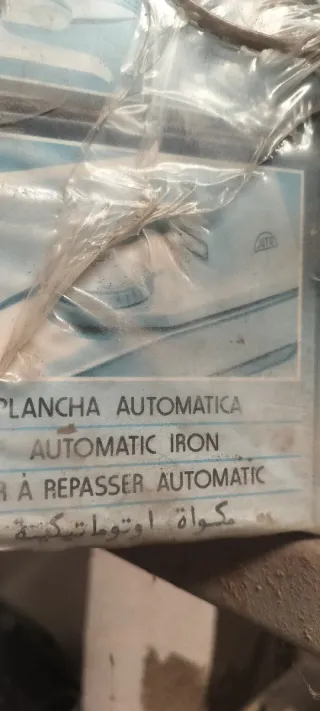 Plancha Jata Soyer antigua sin uso