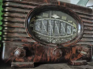 Radio antigua,vintage,Radialva Véchambre, retro,