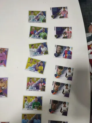 0,10€ cada uno Cromos Liga Este 25/26 Mix y SKids