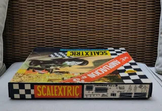SCALEXTRIC SET AMPLIACION N°3 COMPLETO CON FIGURAS