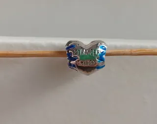 Charm Corazón Stranger Things