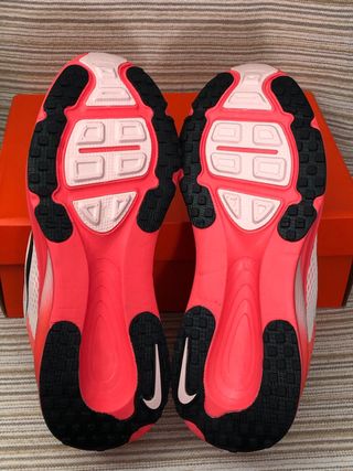 Nike Vomero 18 Talla 43