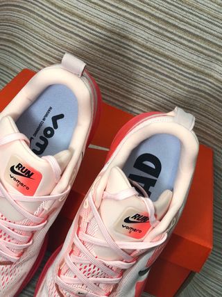 Nike Vomero 18 Talla 43