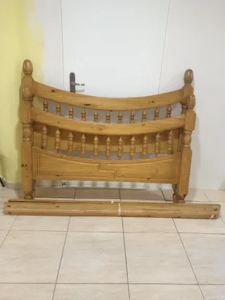 Cama provenzal madera maciza torneada