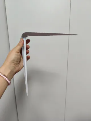 12 Escuadras metálicas