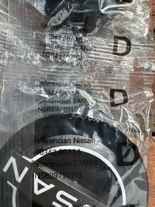 Tapabujes Originales Nissan Qashqai (4 unidades)