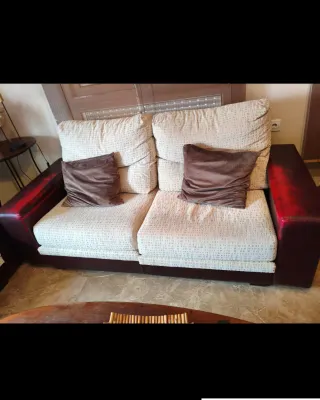 Juego 2 sofás tela y piel