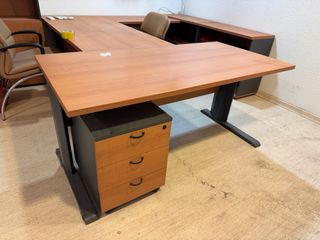 Mobiliario Oficina . cajonera