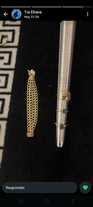 Anillo Oro y Esmeralda