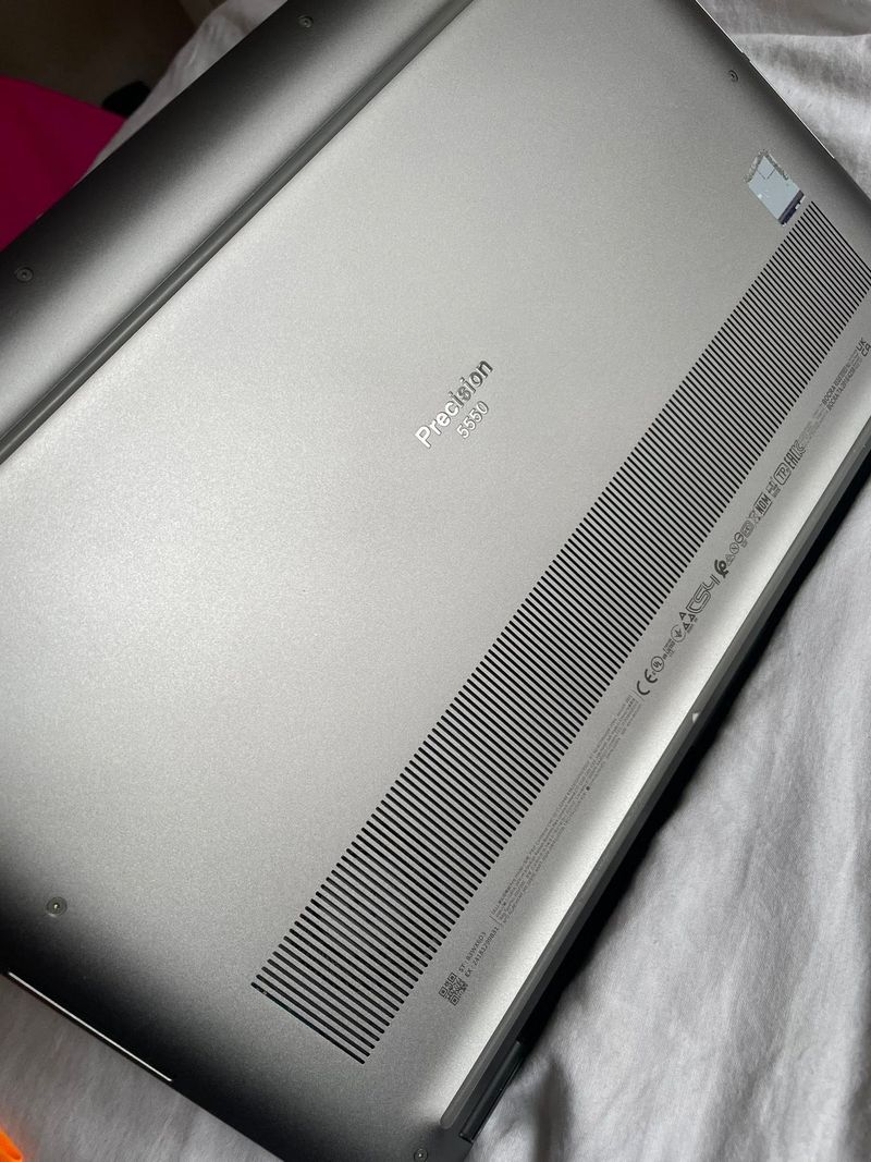 Dell Precision 5550 i9 | 64GB RAM | 2TB SSD afbeelding 4