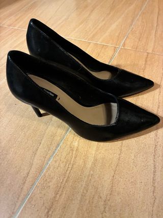 Zapatos de tacón Stradivarius negros talla 37
