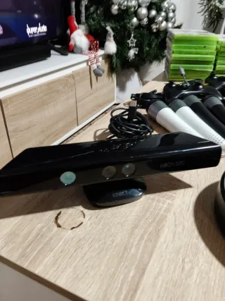 Pack Xbox 360: Guitarras, Mics y Juegos