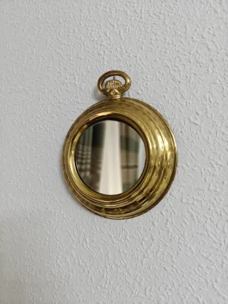 Espejo antiguo estilo reloj de bolsillo