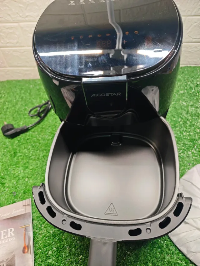 Friggitrice ad aria calda 4L 1500W