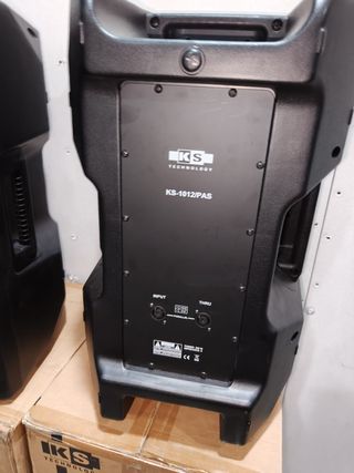 Pack Sonido: 4 Altavoces 12 + Etapa + Rack