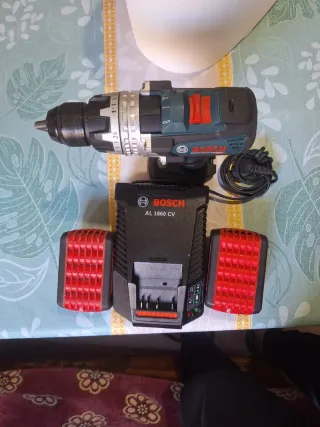 Taladro Bosch GSB 18V-110 C + Cargador + 2 Batería