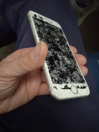 IPHONE 7 COLOR GRIS PLATA 32GB PARA PIEZAS