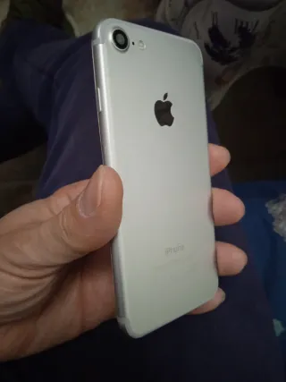 IPHONE 7 COLOR GRIS PLATA 32GB PARA PIEZAS