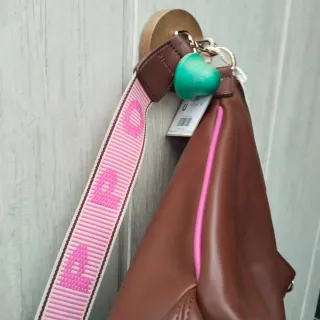 Bolso Gioseppo marrón y rosa