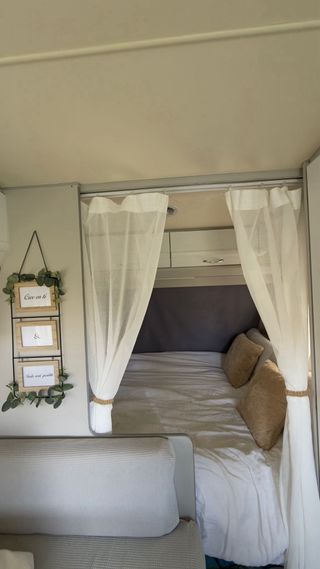 Caravana Beyerland – Siempre en techado  9200€