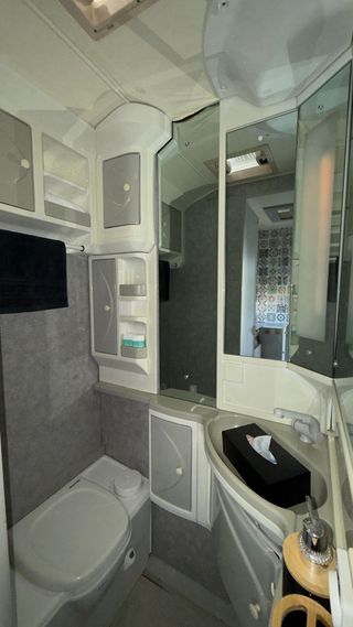 Caravana Beyerland – Siempre en techado  9200€