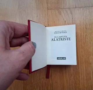 CRISOLIN KIOSCOS EL CAPITAN ALATRISTE (Spanish ...