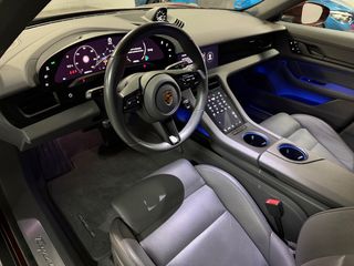 Porsche Taycan 4S Cross Turismo