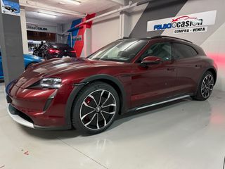Porsche Taycan 4S Cross Turismo