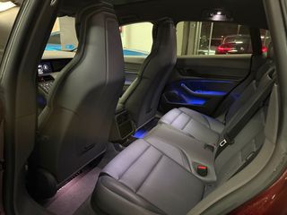 Porsche Taycan 4S Cross Turismo