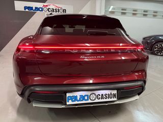 Porsche Taycan 4S Cross Turismo