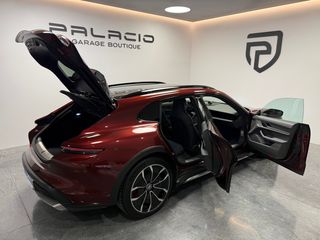 Porsche Taycan 4S Cross Turismo