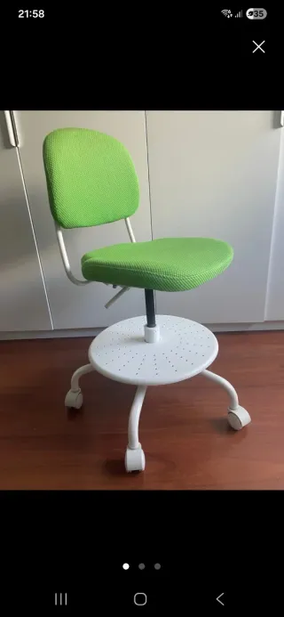 Silla Ikea Vimund verde y blanca