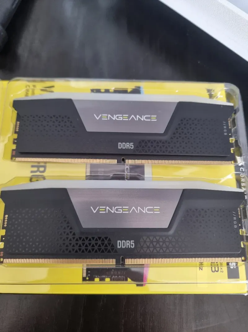 Componentes MSI X670E, Corsair, Samsung+ Win11 pro afbeelding 7