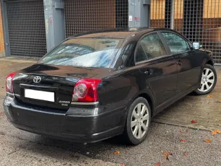 Toyota Avensis 2009