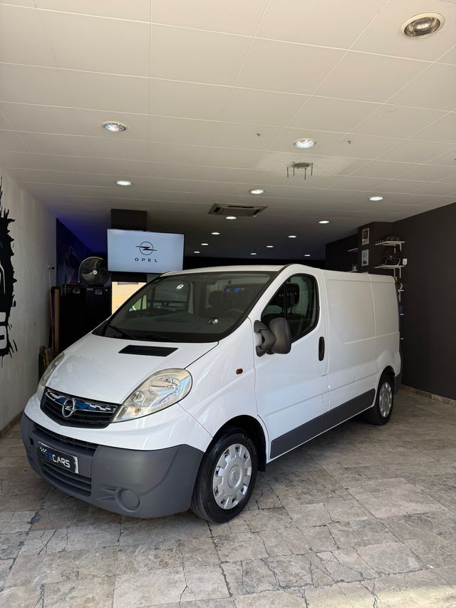 OPEL VIVARO 2.0 CDTI 114cv 🟡 2012 PERFECTA