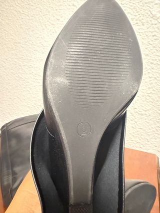 Botas altas negras con hebilla