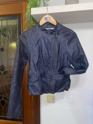 Chaqueta/chupa Stradivarius talla S